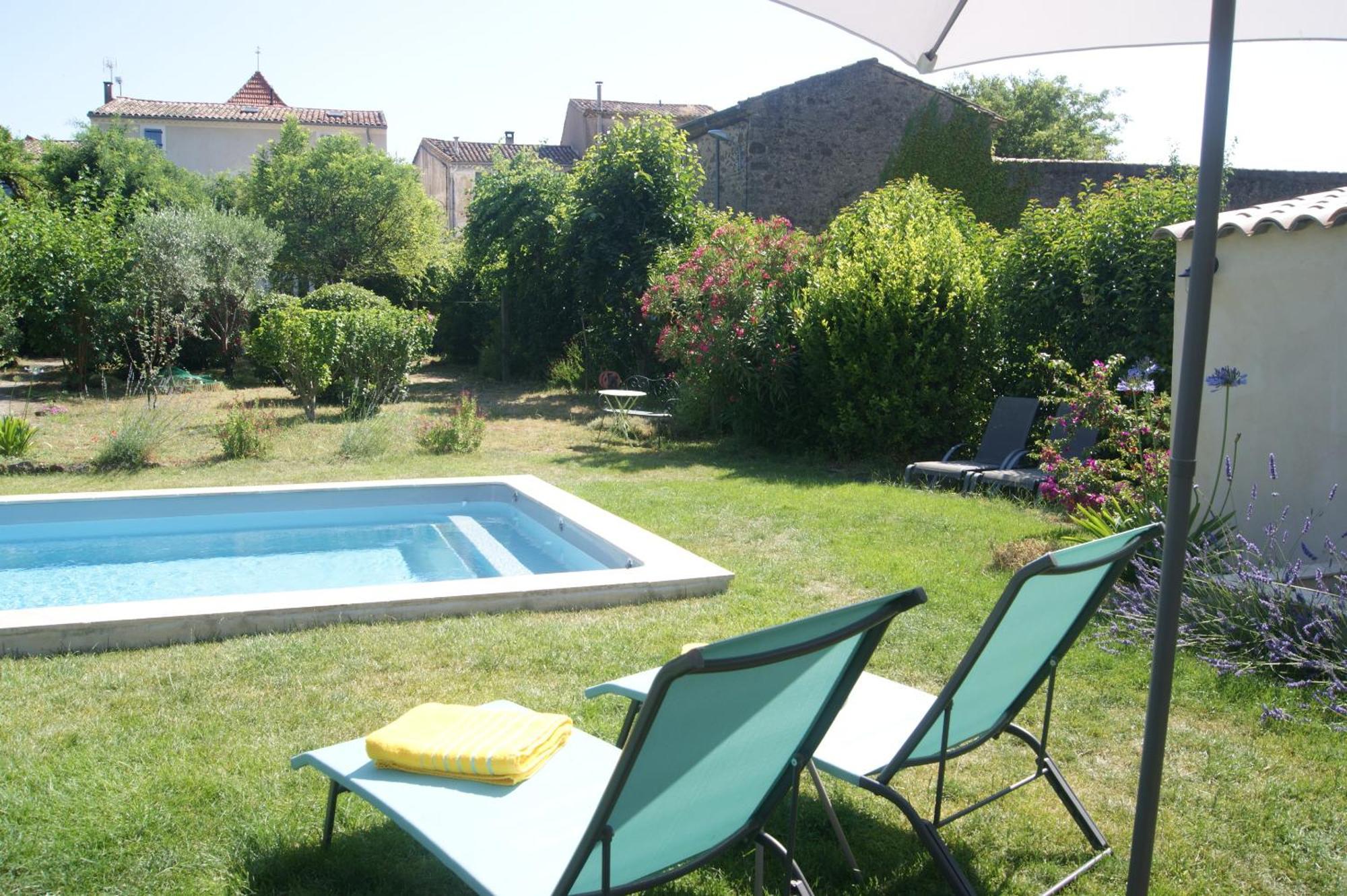 Bed and Breakfast Le Petit Moliere Servian Exterior foto